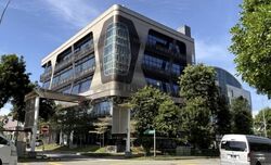 Hexacube (D14), Office #579070841